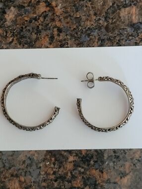 JOHN HARDY Jaisalmer Dot Hoop Earrings 18K Sterling Silver